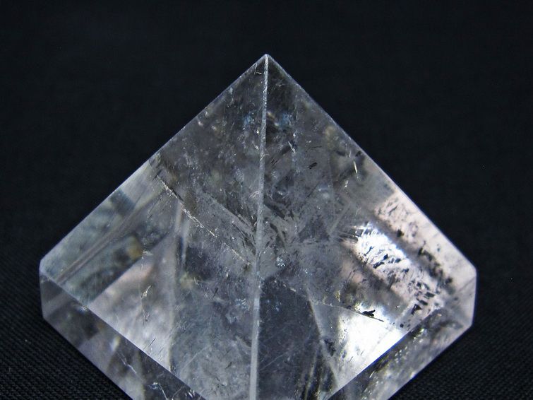 水晶 ピラミッド置物 一点物 145-1060