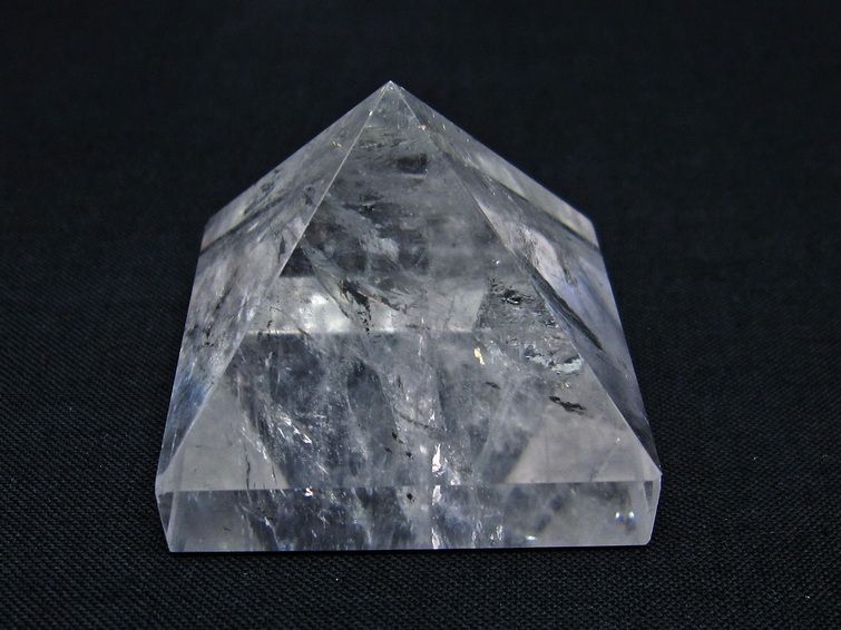水晶 ピラミッド置物 一点物 145-1064