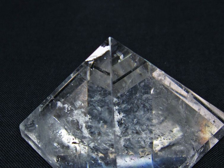 水晶 ピラミッド置物 一点物 145-1065