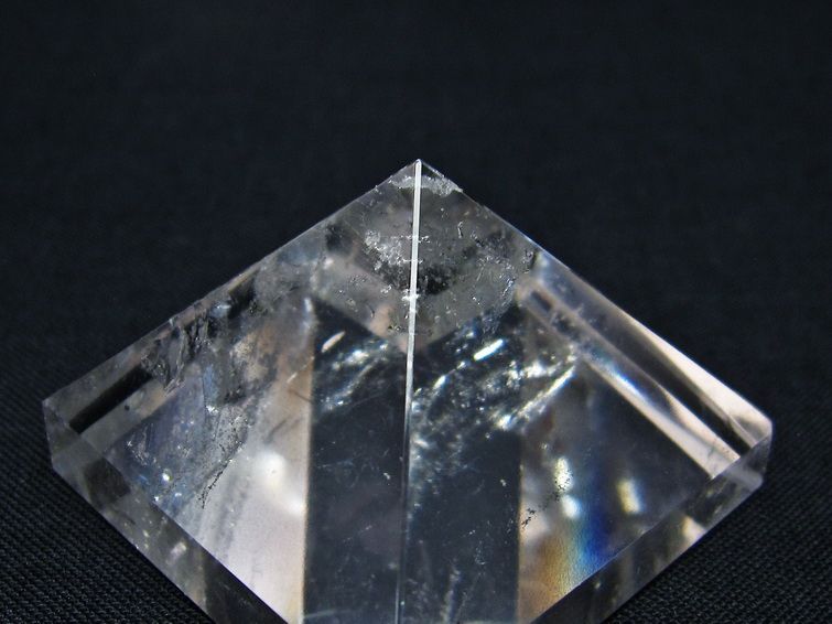 水晶 ピラミッド置物 一点物 145-1075