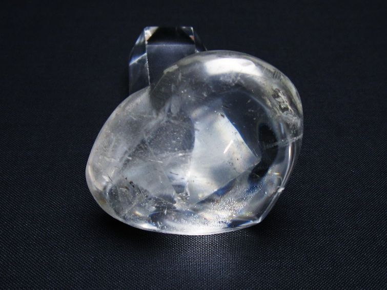 水晶 ハート置物 一点物 145-1459