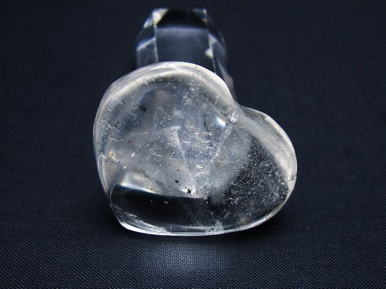 水晶 ハート置物 一点物 145-1467