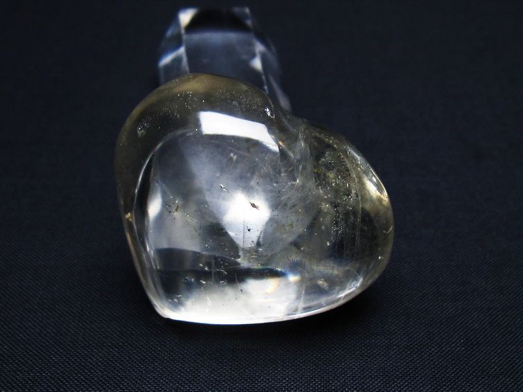 水晶 ハート置物 一点物 145-1517