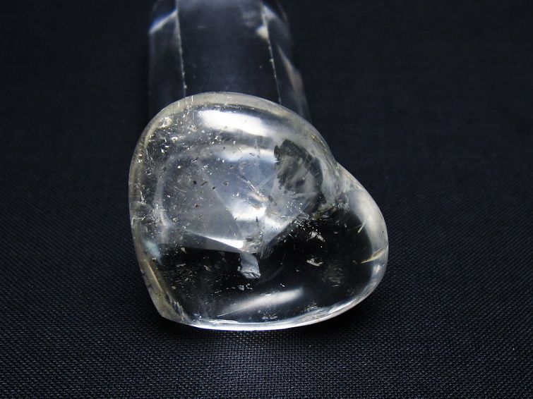 水晶 ハート置物 一点物 145-1538