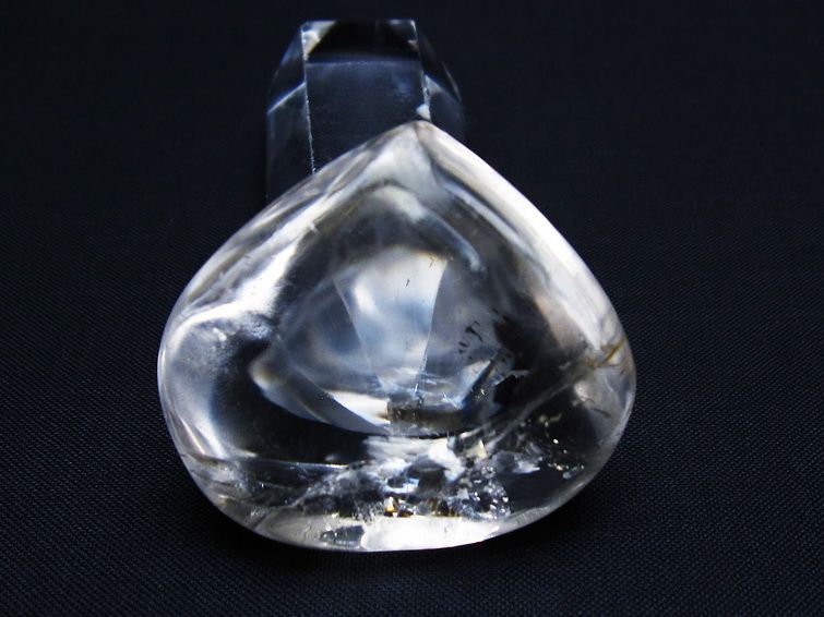 水晶 ハート置物 一点物 145-1610