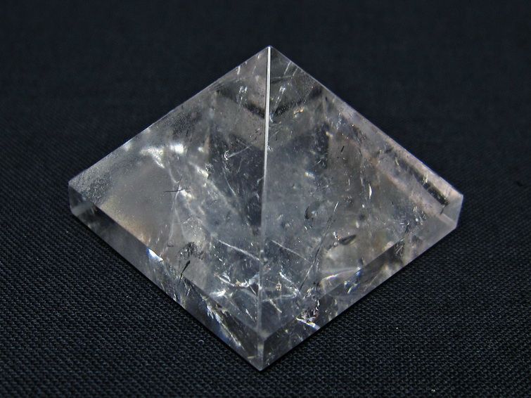 水晶 ピラミッド置物 一点物 145-960