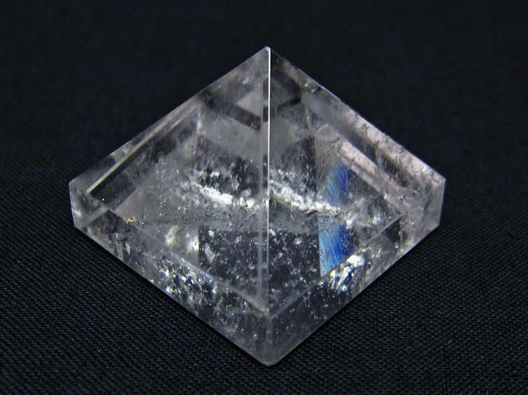 水晶 ピラミッド置物 一点物 145-969