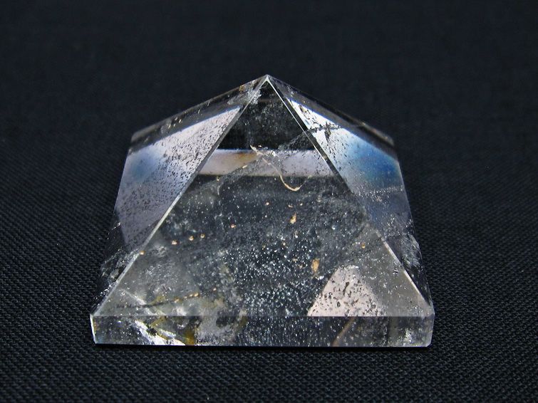 水晶 ピラミッド置物 一点物 145-976