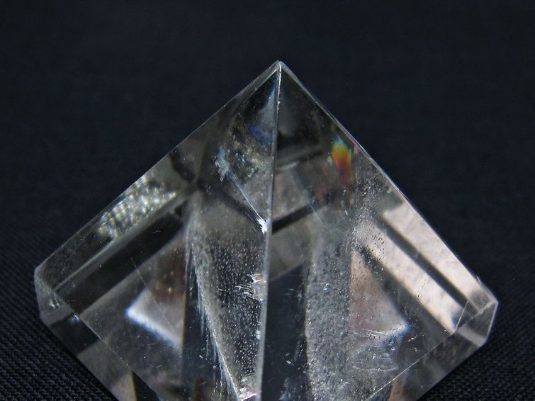 水晶 ピラミッド置物 一点物 145-990