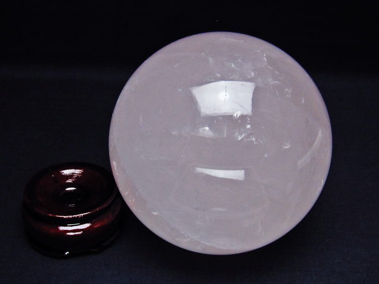 1.2Kg ミルキークォーツ 丸玉 93mm ピンク 一点物 151-6011