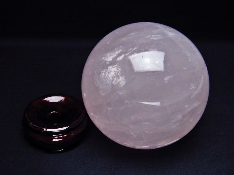 1.3Kg ミルキークォーツ 丸玉 96mm ピンク 一点物 151-6033
