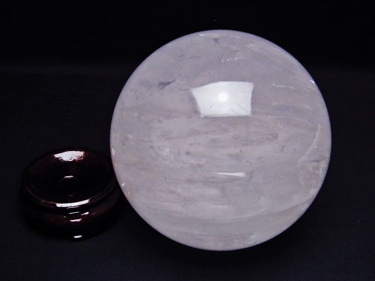 1.5Kg ミルキークォーツ 丸玉 104mm ピンク 一点物 151-6035
