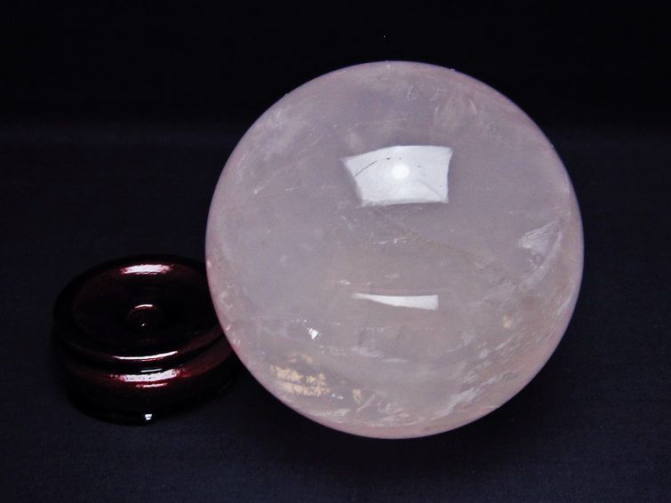1.3Kg ミルキークォーツ 丸玉 95mm ピンク 一点物 151-6040