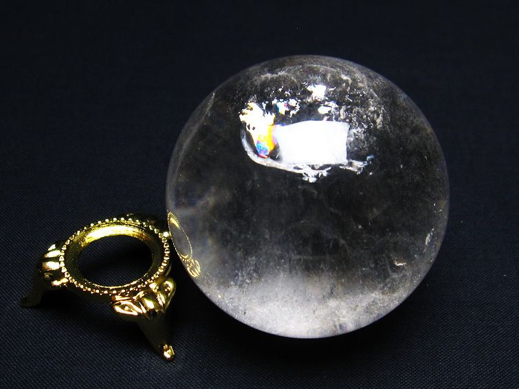 水晶 丸玉 虹入り 53mm 水晶玉 スフィア 一点物 151-6135
