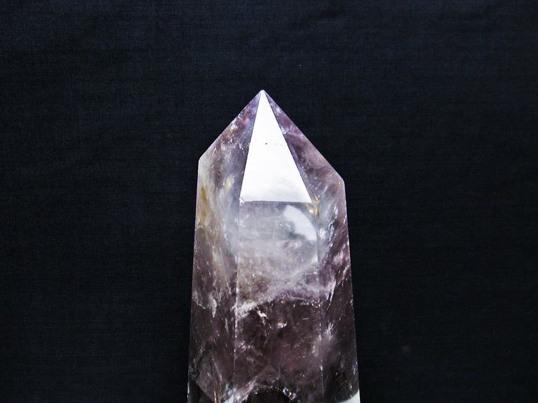 1.1Kg アメジスト 六角柱 アメシスト ポイント 置物 原石 虹入り ファントム 台座付属 一点物 152-2135