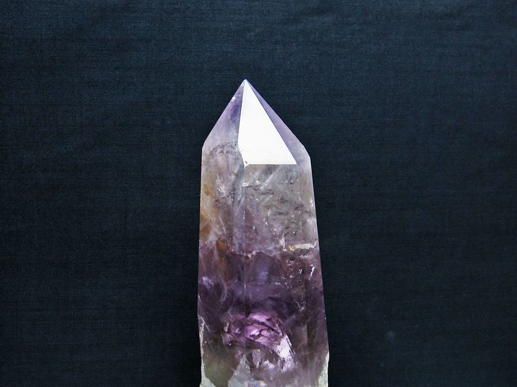 アメジスト 六角柱 アメシスト ポイント 置物 原石 ファントム 台座付属 一点物 152-2143