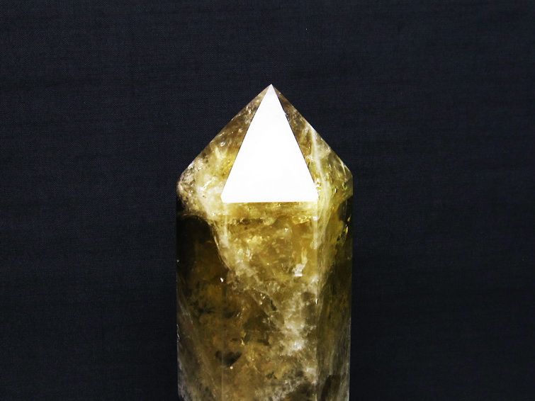 シトリンクォーツ 六角柱 シトリン ポイント 置物 原石 虹入り 台座付属 一点物 152-2305