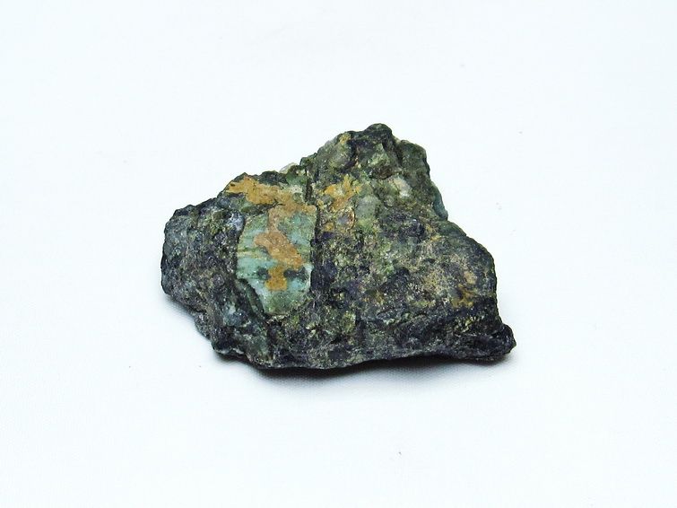 エメラルド 原石 一点物 171-3221