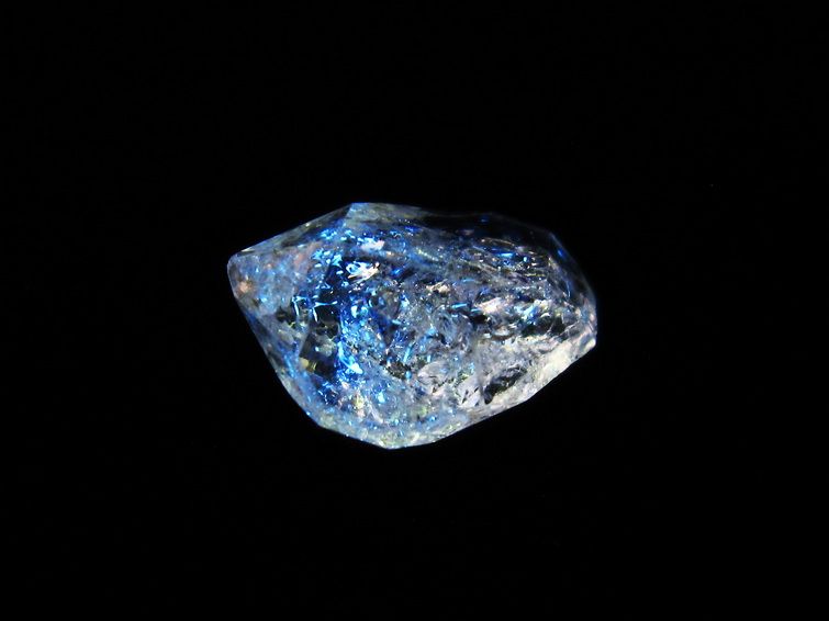 オイルインクォーツ 原石 石油入り 水晶 原石 一点物 171-3858