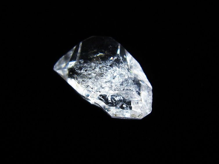 オイルインクォーツ 原石 石油入り 水晶 原石 一点物 171-3858