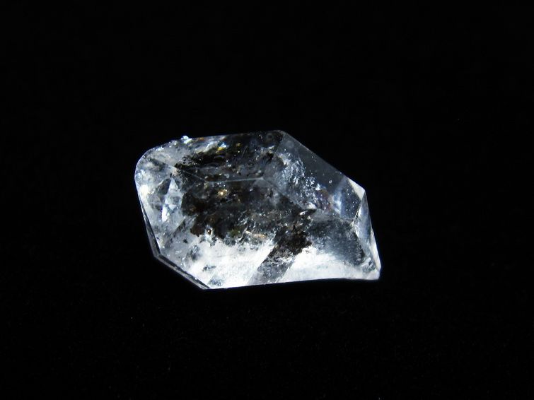 オイルインクォーツ 原石 石油入り 水晶 原石 一点物 171-3868