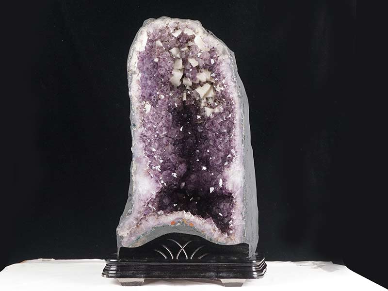 31.7Kg アメジストドーム ブラジル産 原石 置物 カペーラ ジオード amethyst 台座付属 一点物 174-1323