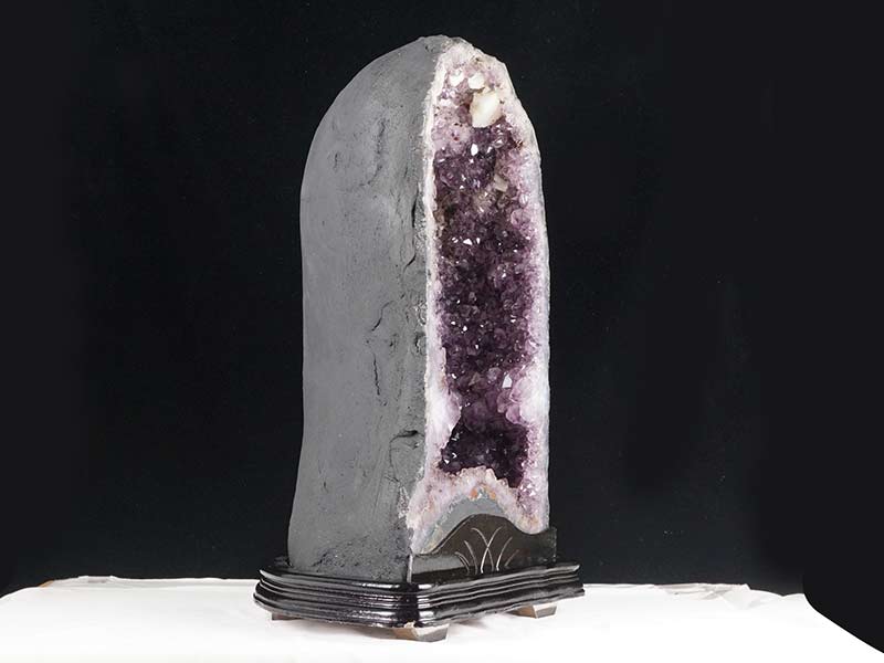 31.7Kg アメジストドーム ブラジル産 原石 置物 カペーラ ジオード amethyst 台座付属 一点物 174-1323