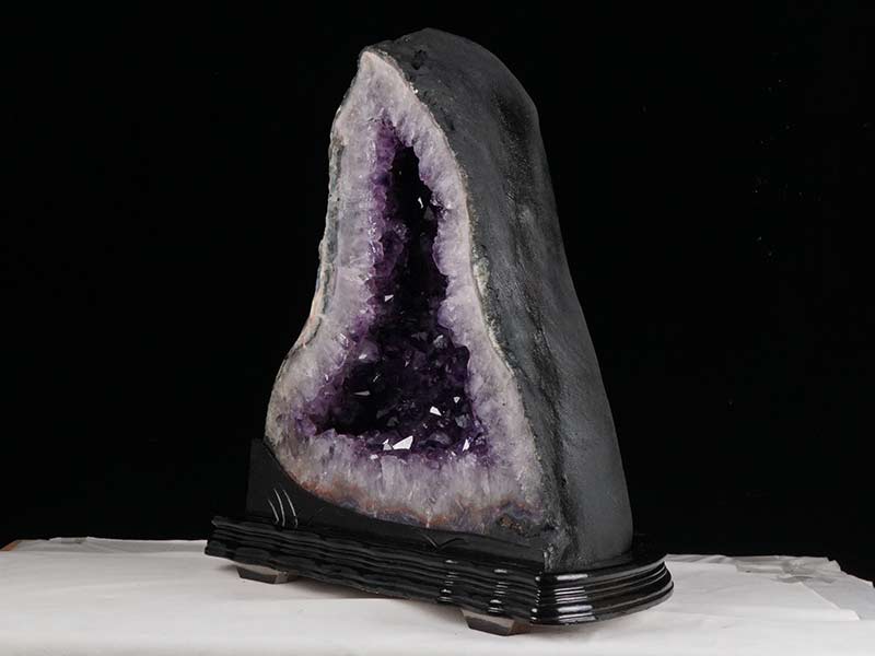 30.7Kg アメジストドーム ブラジル産 原石 置物 カペーラ ジオード amethyst 台座付属 一点物 174-1337