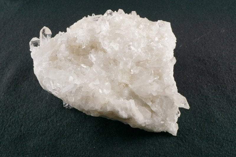 2Kg 水晶 クラスター 水晶 原石 ブラジル産 一点物 192-631