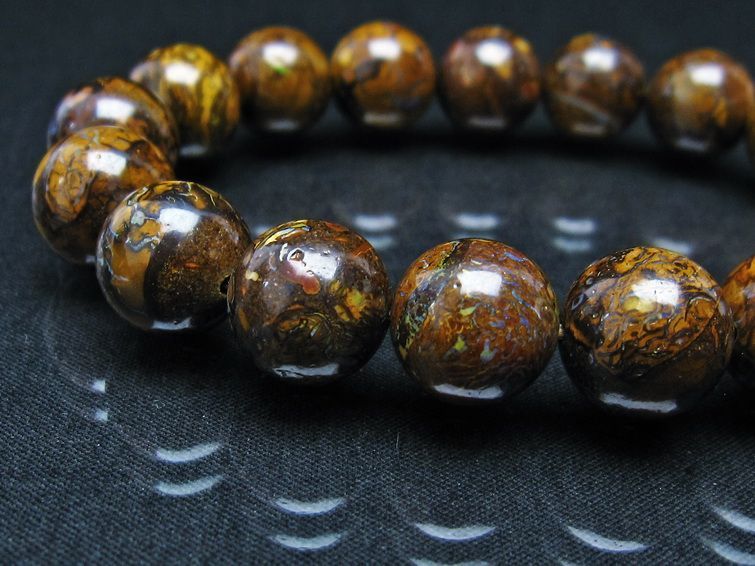 ボルダーオパール ブレスレット 12mm アイアンオパール 一点物 111-29483