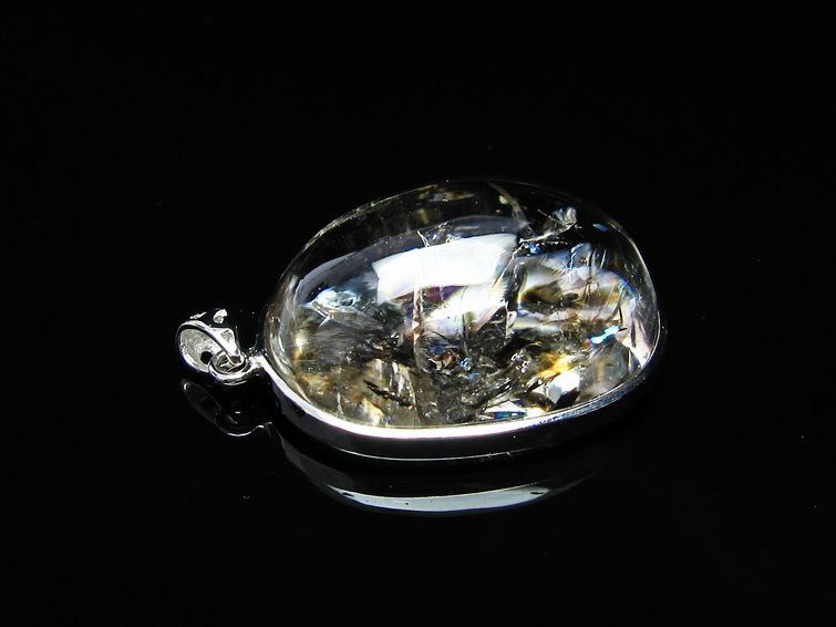 アイリスクォーツ ペンダント 虹入り 水晶 ペンダント 112-6007