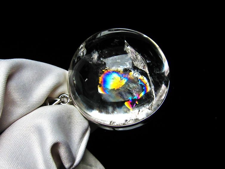 アイリスクォーツ ペンダント 虹入り 水晶 ペンダント 112-6094