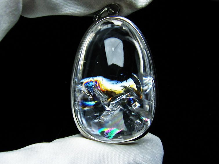 アイリスクォーツ 水晶 ペンダント 虹入り 一点物 112-8244