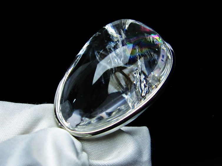 アイリスクォーツ 水晶 ペンダント 虹入り 一点物 112-8244