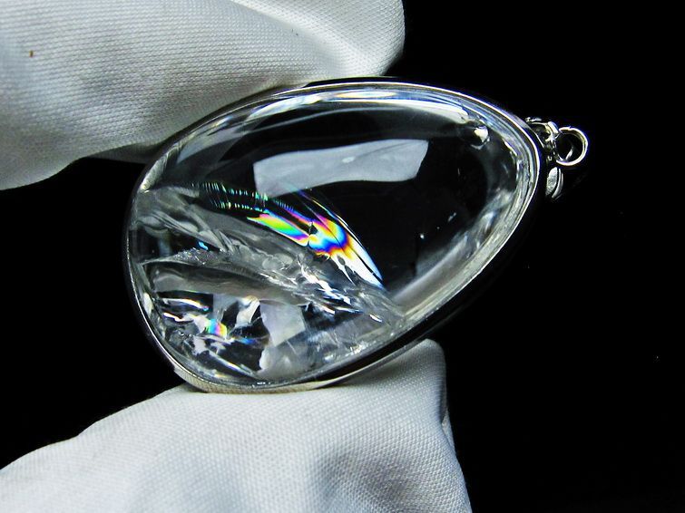 アイリスクォーツ 水晶 ペンダント 虹入り 一点物 112-8250