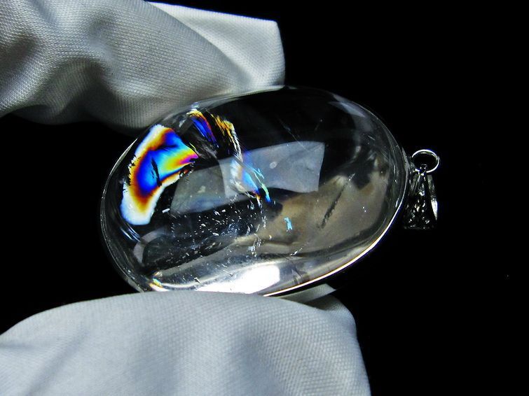 水晶 ペンダント 虹入り 一点物 112-8304