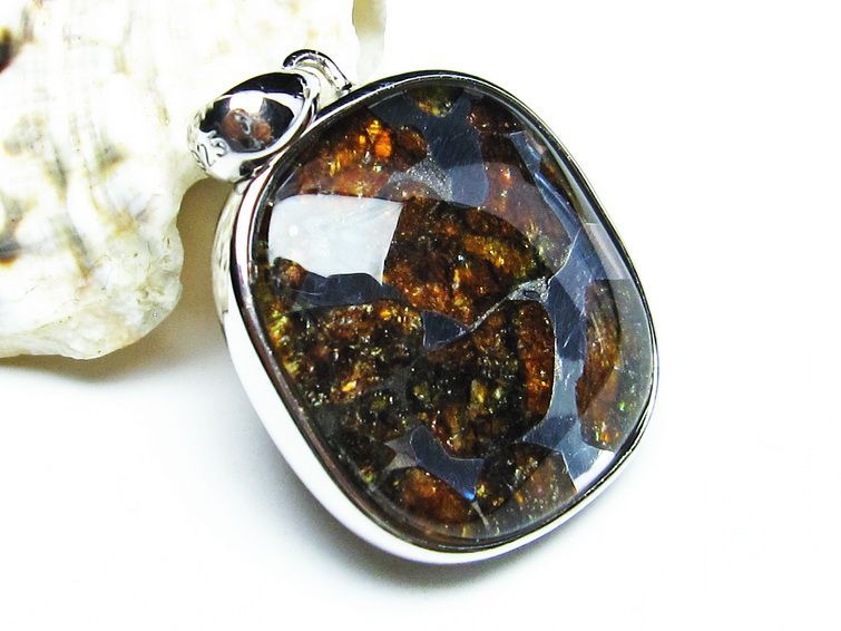 パラサイト隕石 ペンダント パワーストーン ペンダントトップ Pallasite Meteorite メンズ レディース アクセサリー 一点物 112-9010