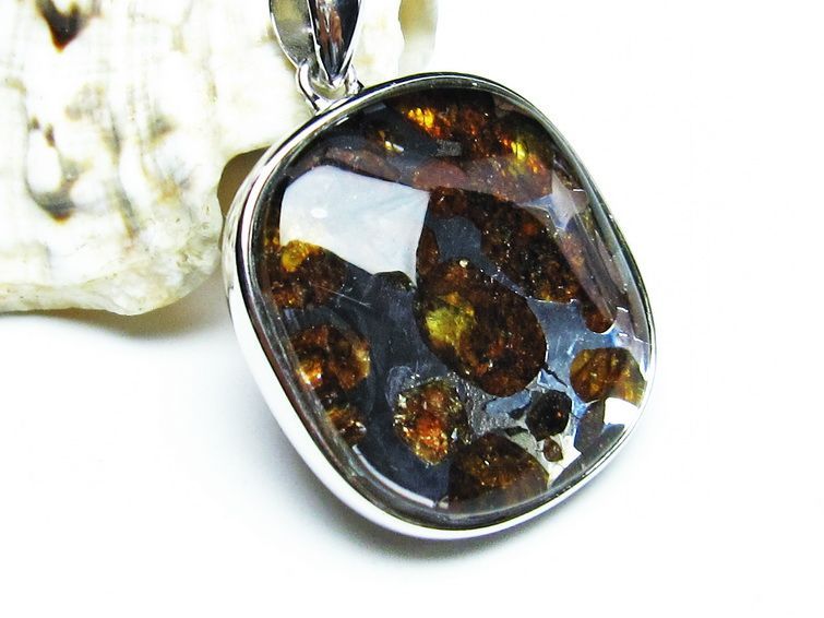 パラサイト隕石 ペンダント パワーストーン ペンダントトップ Pallasite Meteorite メンズ レディース アクセサリー 一点物 112-9012