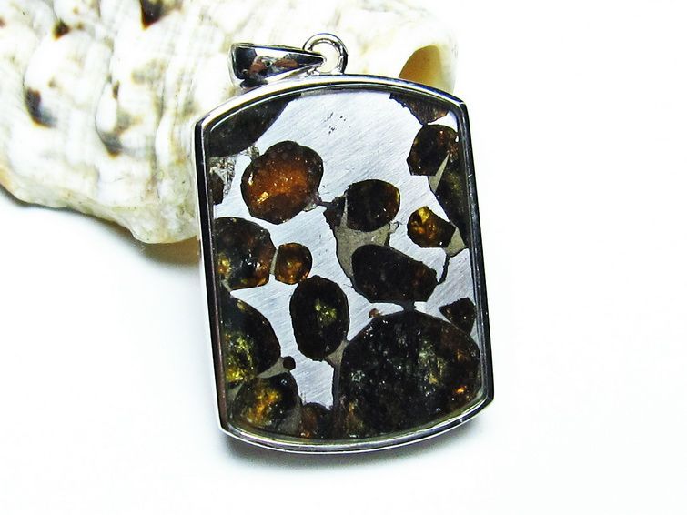 パラサイト隕石 ペンダント パワーストーン ペンダントトップ Pallasite Meteorite メンズ レディース アクセサリー 一点物 112-9035