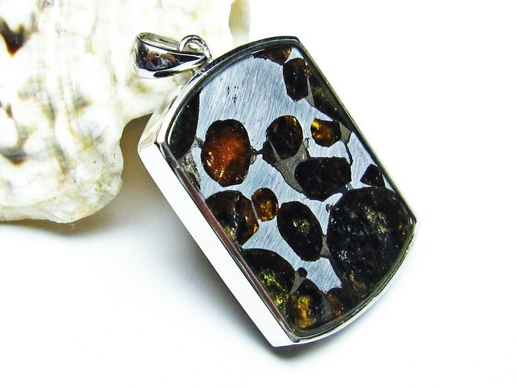 パラサイト隕石 ペンダント パワーストーン ペンダントトップ Pallasite Meteorite メンズ レディース アクセサリー 一点物 112-9035