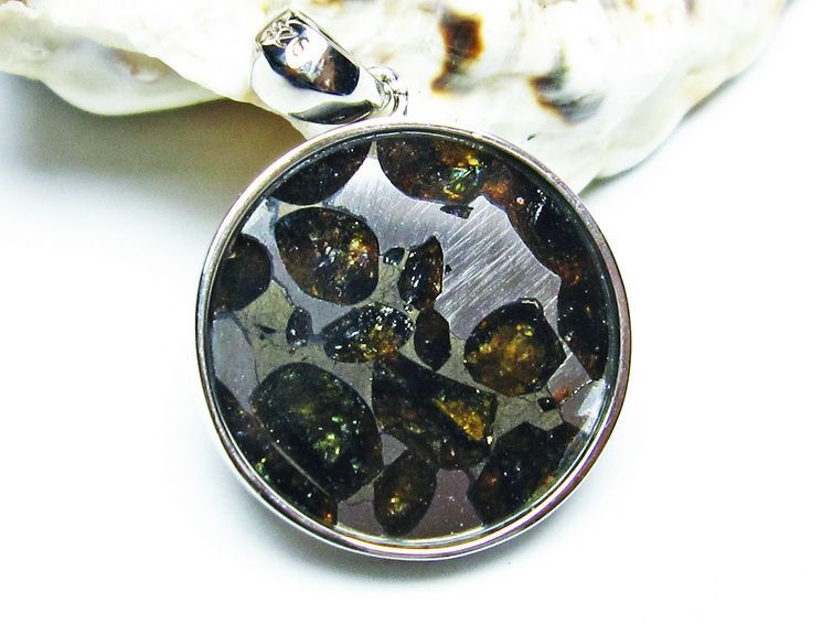 パラサイト隕石 ペンダント パワーストーン ペンダントトップ Pallasite Meteorite メンズ レディース アクセサリー 一点物 112-9239