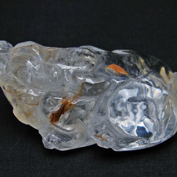 水晶 手彫り 置物 ヒキュウ 貔貅 一点物 144-124 – 天然石 