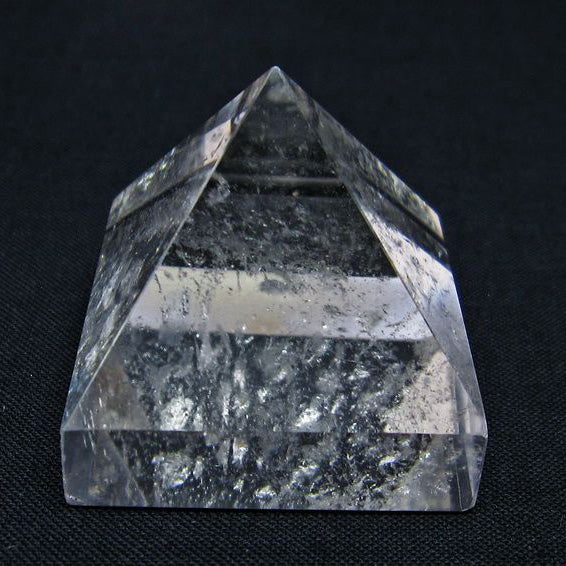 水晶 ピラミッド置物 一点物 145-1058