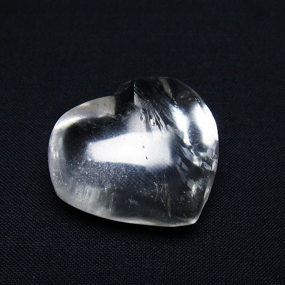 水晶 ハート置物 一点物 145-1536