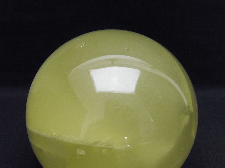 1.7Kg ミルキークォーツ 丸玉 虹入り 108mm スフィア イエロー 一点物 151-4584