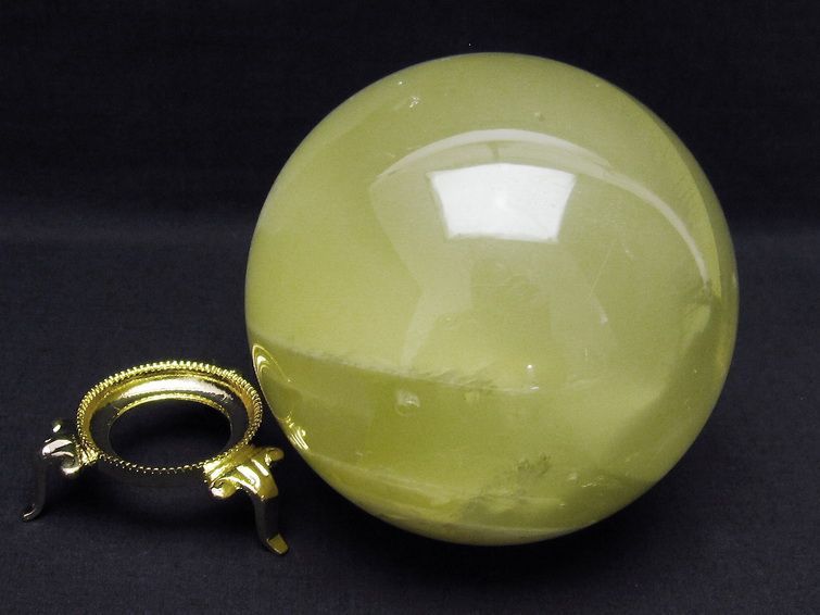 1.7Kg ミルキークォーツ 丸玉 虹入り 108mm スフィア イエロー 一点物 151-4584