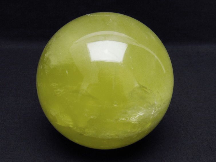 1.5Kg ミルキークォーツ 丸玉 105mm スフィア イエロー 一点物 151-4586