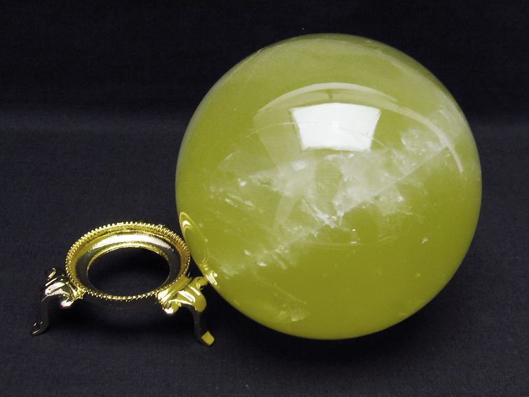 1.4Kg ミルキークォーツ 丸玉 虹入り 101mm スフィア イエロー 一点物 151-4604
