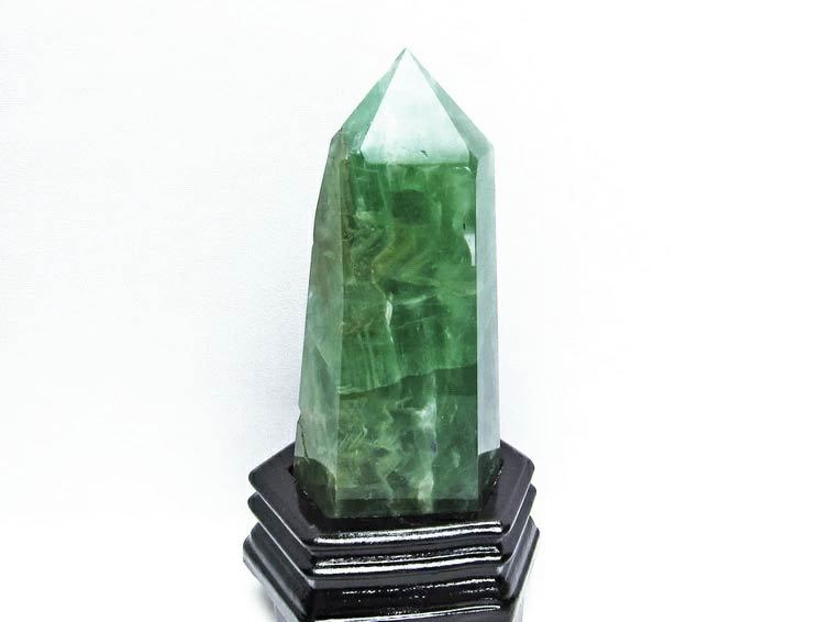 1.1Kg フローライト 原石 六角柱 蛍石 台座付属 一点物 152-1597