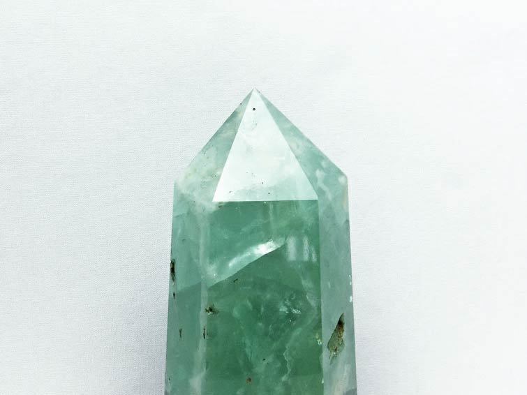 1.2Kg フローライト 原石 六角柱 蛍石 台座付属 一点物 152-1601